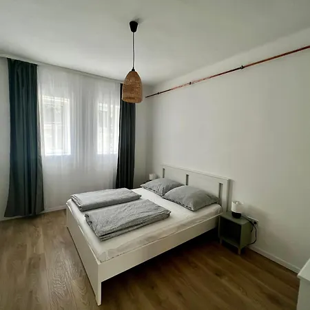 Apartment Boglar *