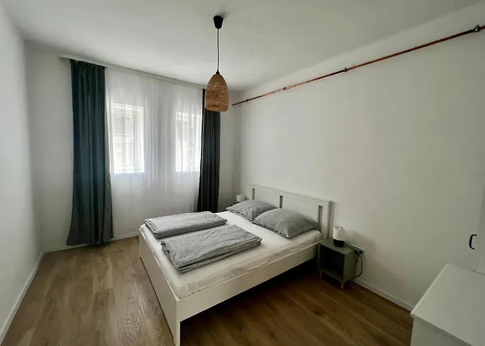 Apartment Boglar *